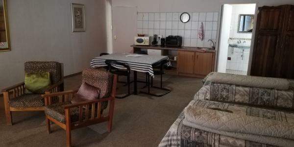 Anandi Guesthouse 마리엔탈 외부 사진